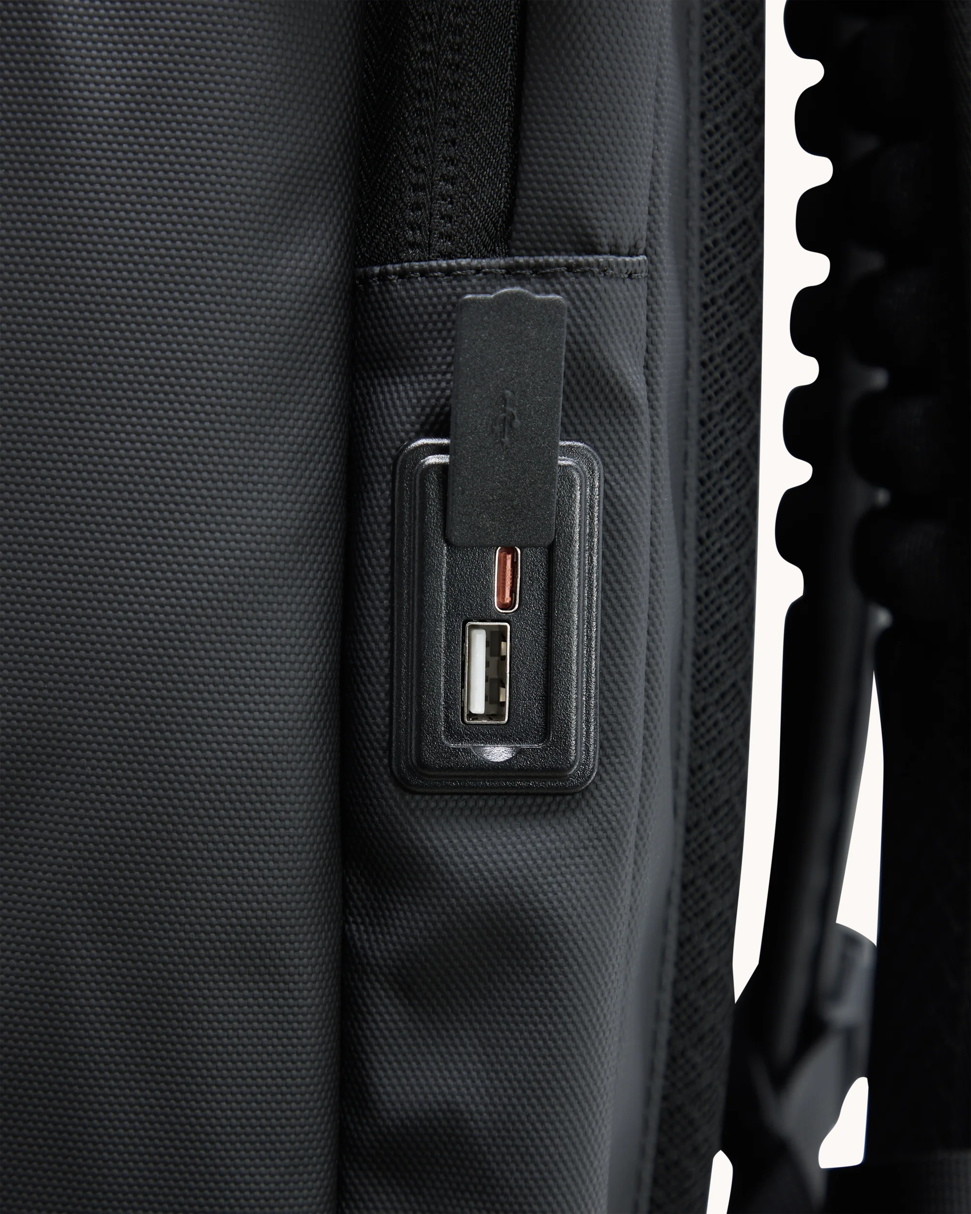 Original (Carry-On) - Image 9