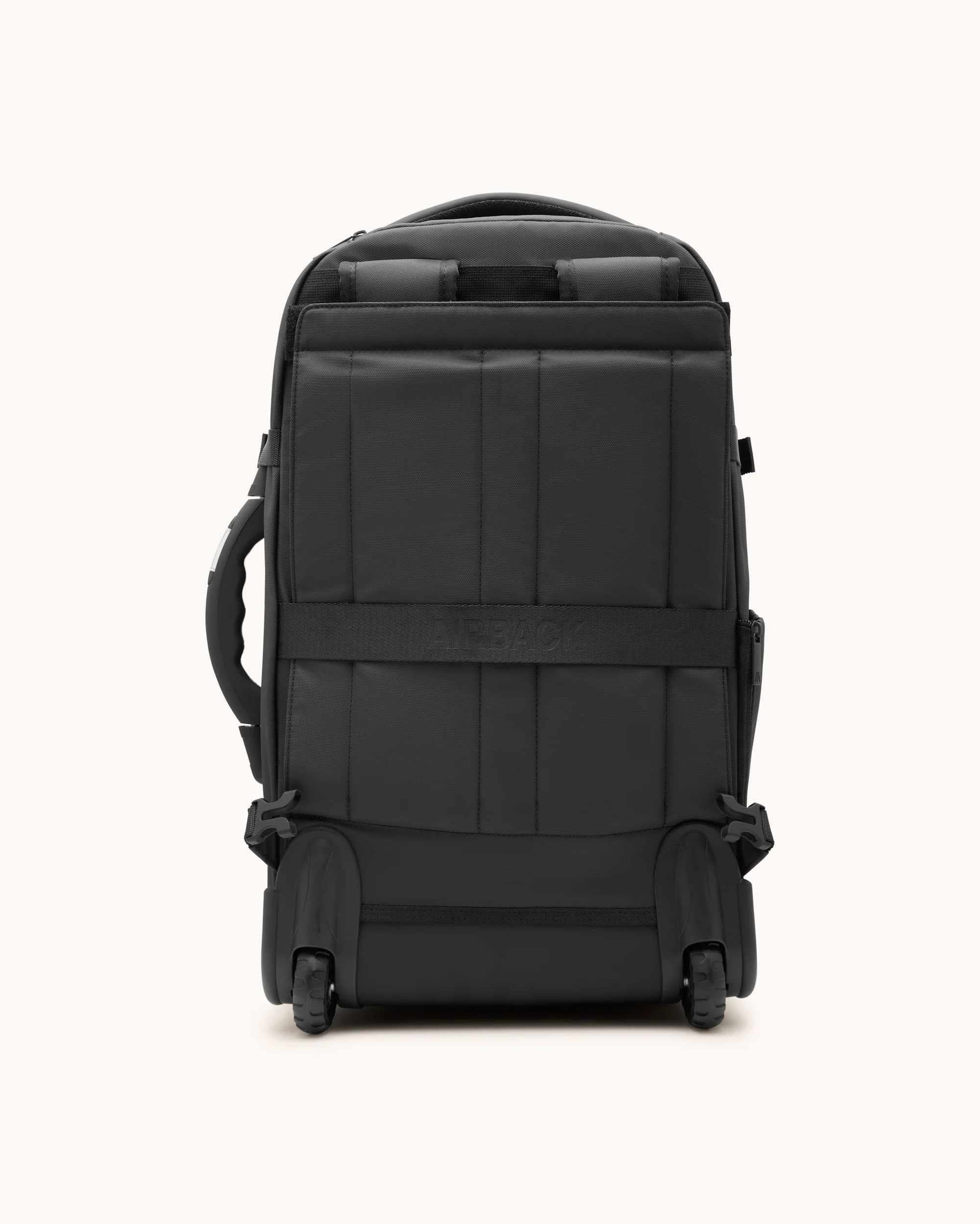 MAX (Carry-On) - Image 6