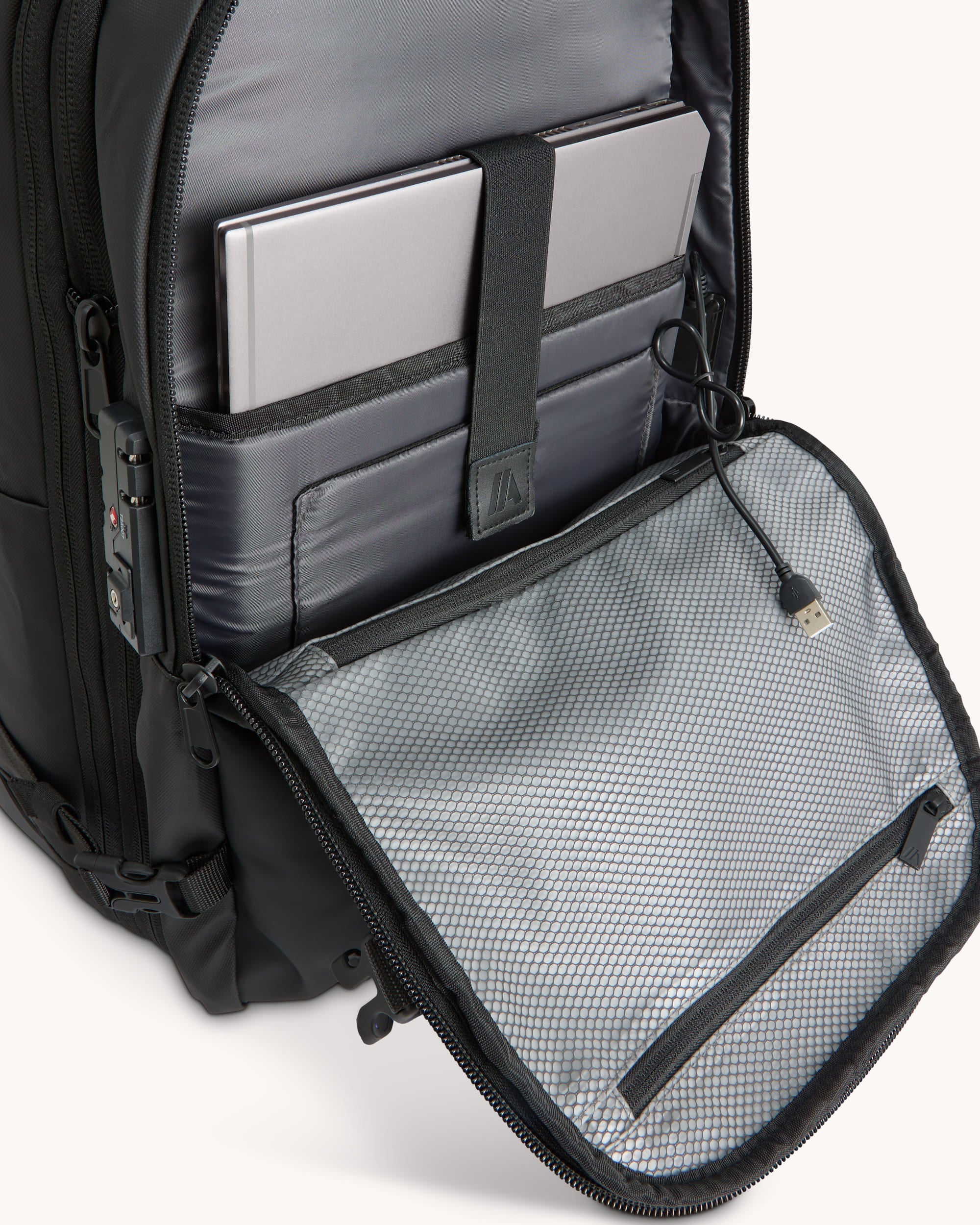 MAX (Carry-On) - Bundle - Image 8