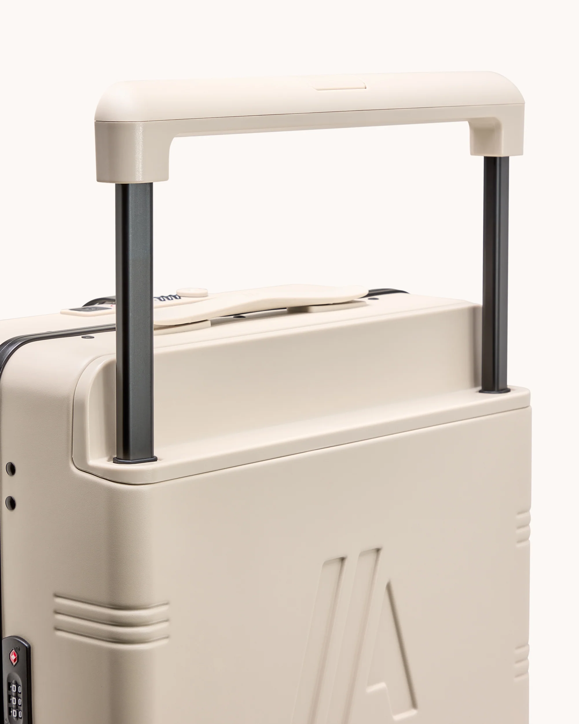 NEXT (Carry-On) - Bundle - Image 8